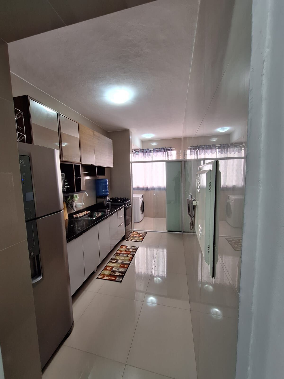 Apartamento à venda com 2 quartos, 62m² - Foto 4