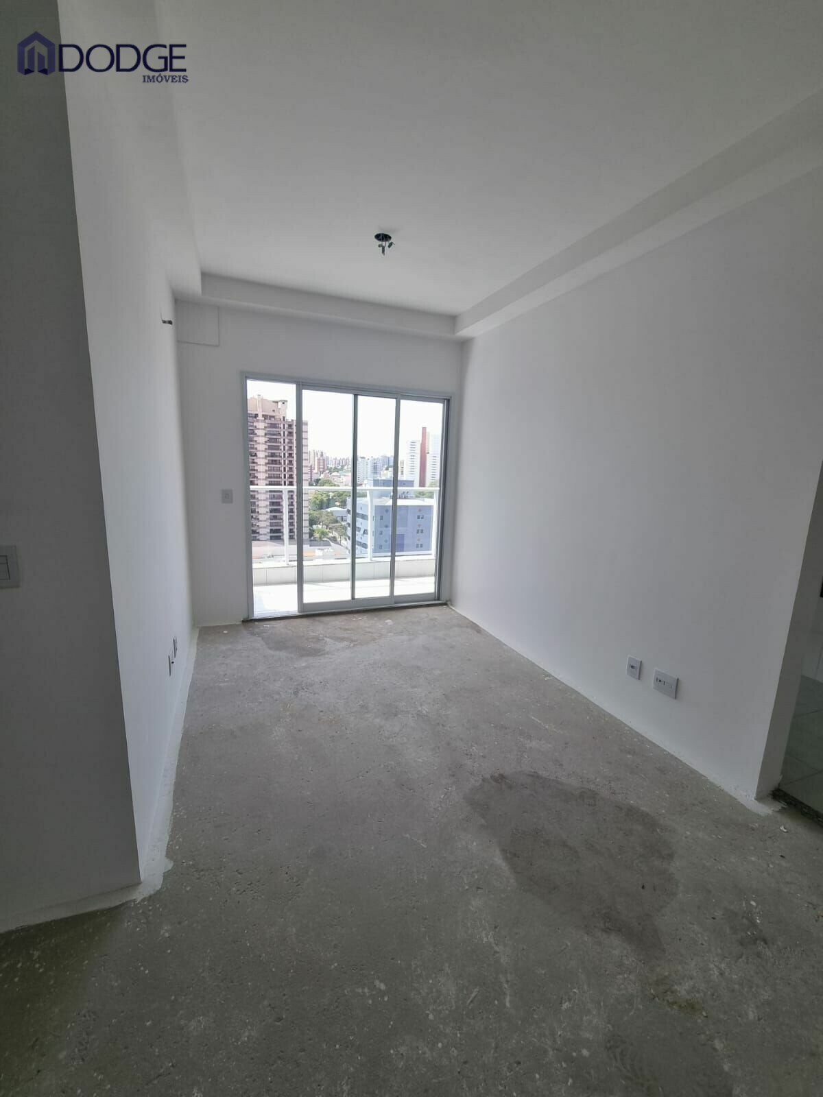 Apartamento à venda com 2 quartos, 65m² - Foto 4