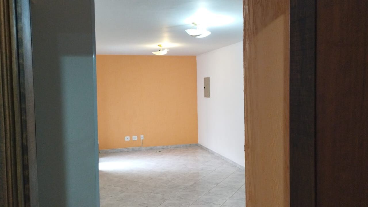 Apartamento à venda com 2 quartos, 90m² - Foto 1