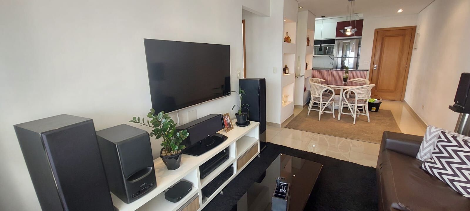 Apartamento à venda com 2 quartos, 70m² - Foto 27