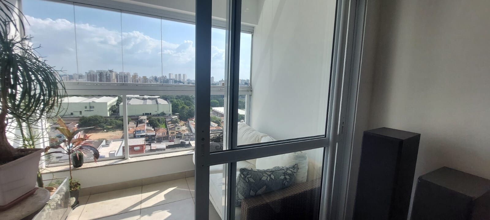 Apartamento à venda com 2 quartos, 70m² - Foto 28