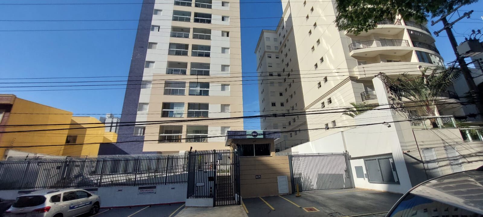 Apartamento à venda com 2 quartos, 70m² - Foto 1