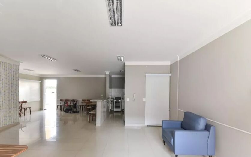 Apartamento à venda com 2 quartos, 70m² - Foto 11