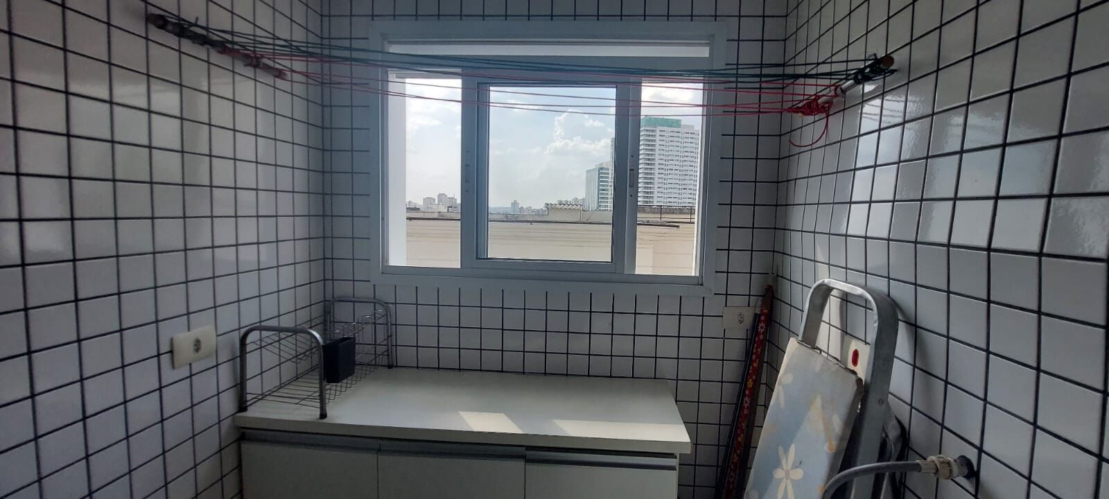 Apartamento à venda com 2 quartos, 70m² - Foto 37