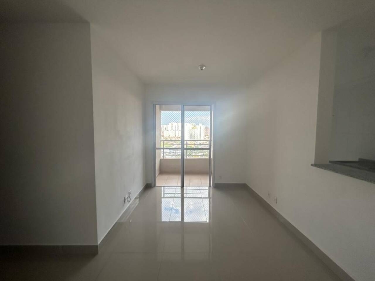 Apartamento para alugar com 3 quartos, 83m² - Foto 22