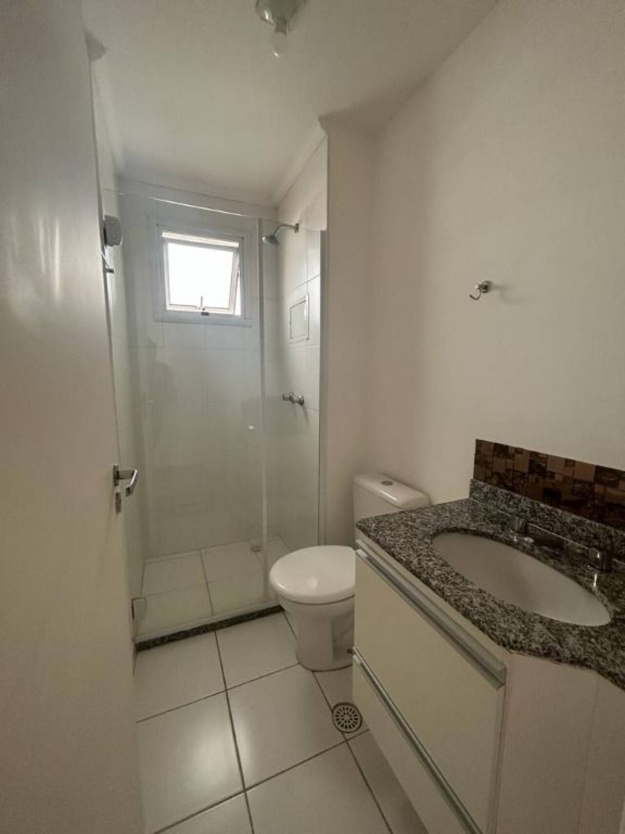 Apartamento para alugar com 3 quartos, 83m² - Foto 35