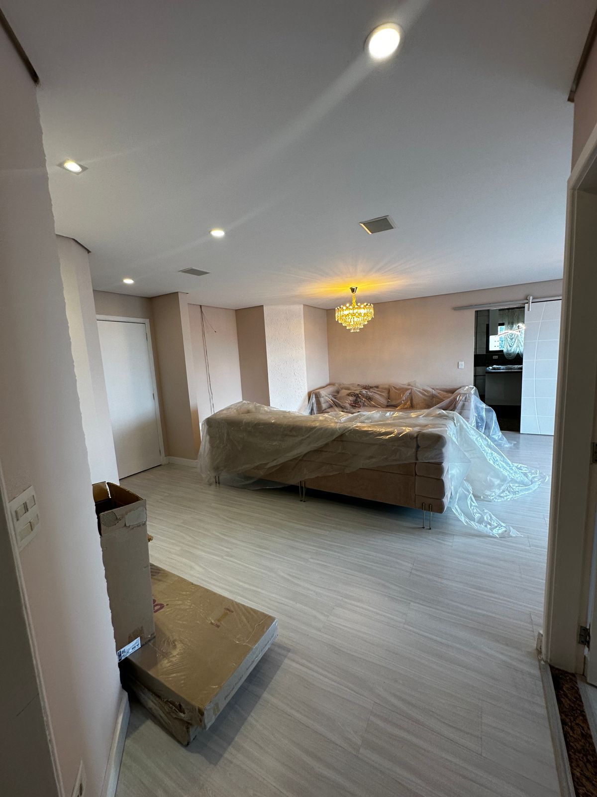 Apartamento à venda com 4 quartos, 188m² - Foto 11