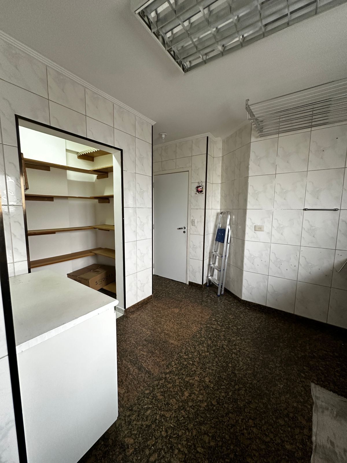 Apartamento à venda com 4 quartos, 188m² - Foto 12