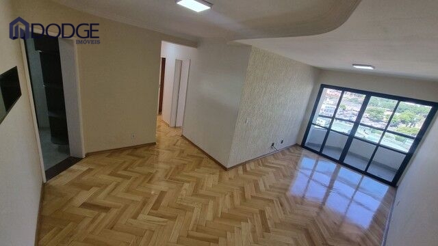 Apartamento à venda com 3 quartos, 85m² - Foto 3