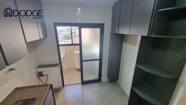 Apartamento à venda com 3 quartos, 85m² - Foto 4