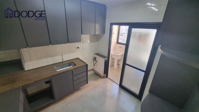 Apartamento à venda com 3 quartos, 85m² - Foto 7