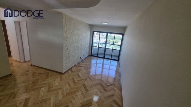 Apartamento à venda com 3 quartos, 85m² - Foto 2