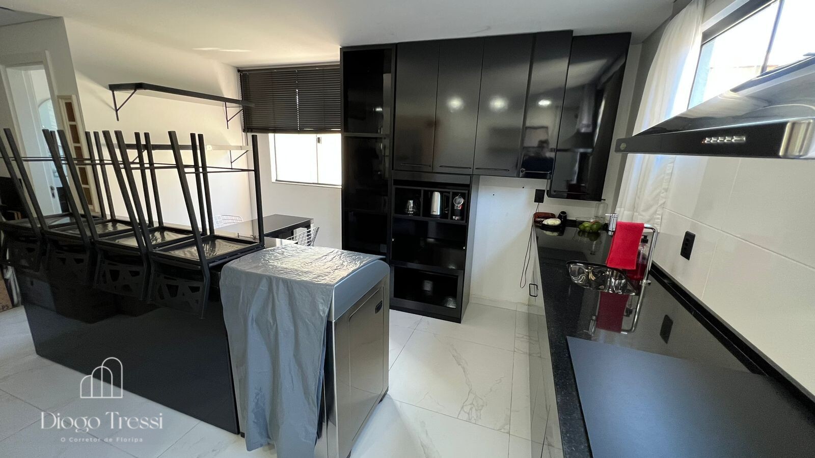 Sobrado de 3 quartos, 160m² no bairro São João do Rio Vermelho, em Florianópolis | Eu Corretor