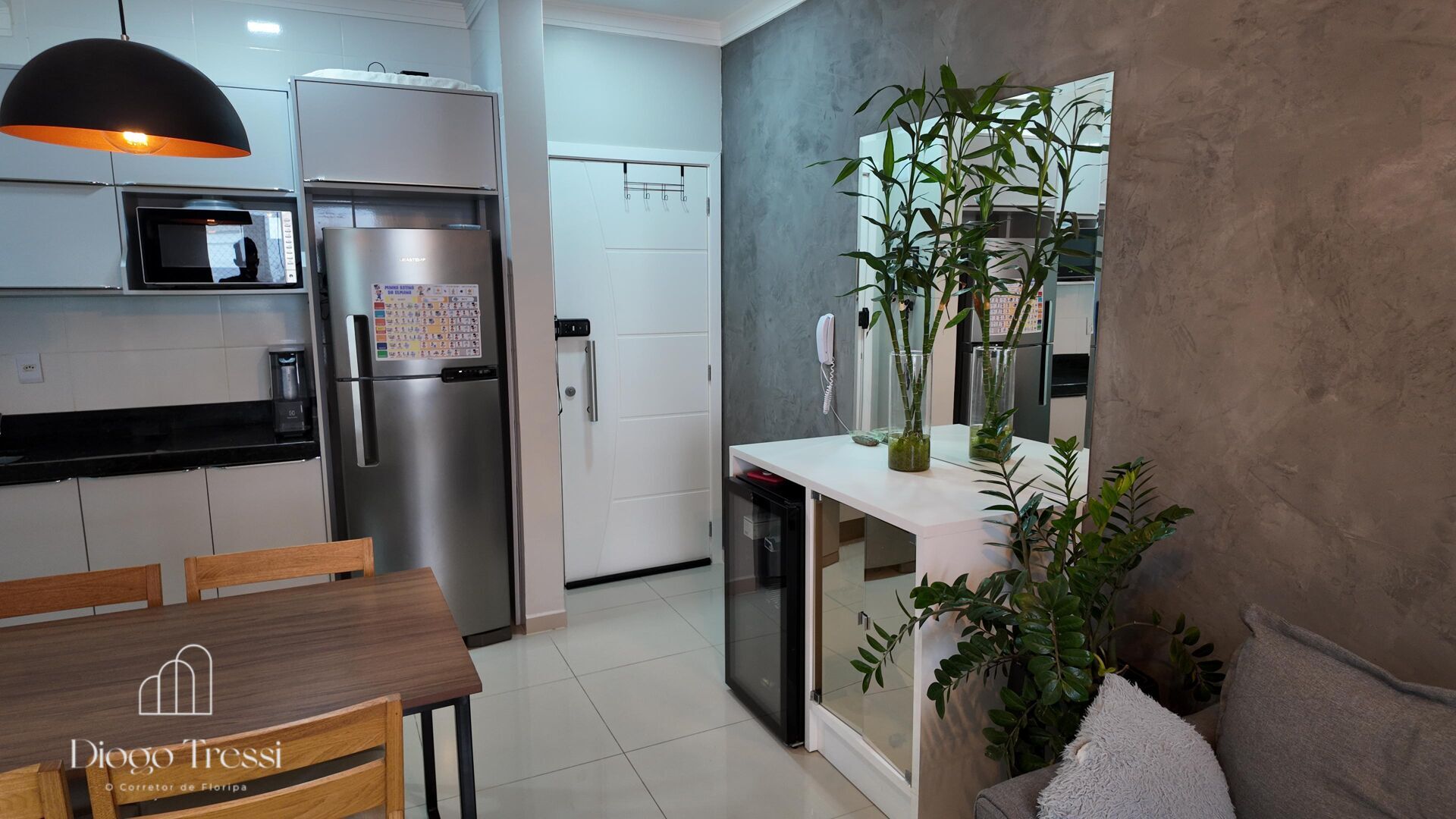 Apartamento de 2 quartos, 76m² no bairro Ingleses do Rio Vermelho, em Florianópolis | Eu Corretor