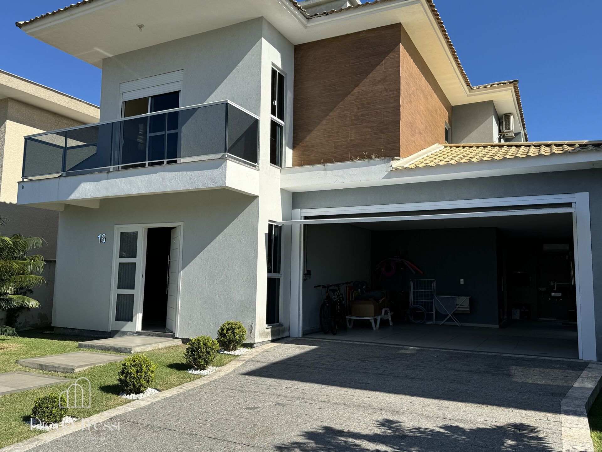 Casa de 3 quartos, 202m² no bairro Centro, em Florianópolis | Eu Corretor