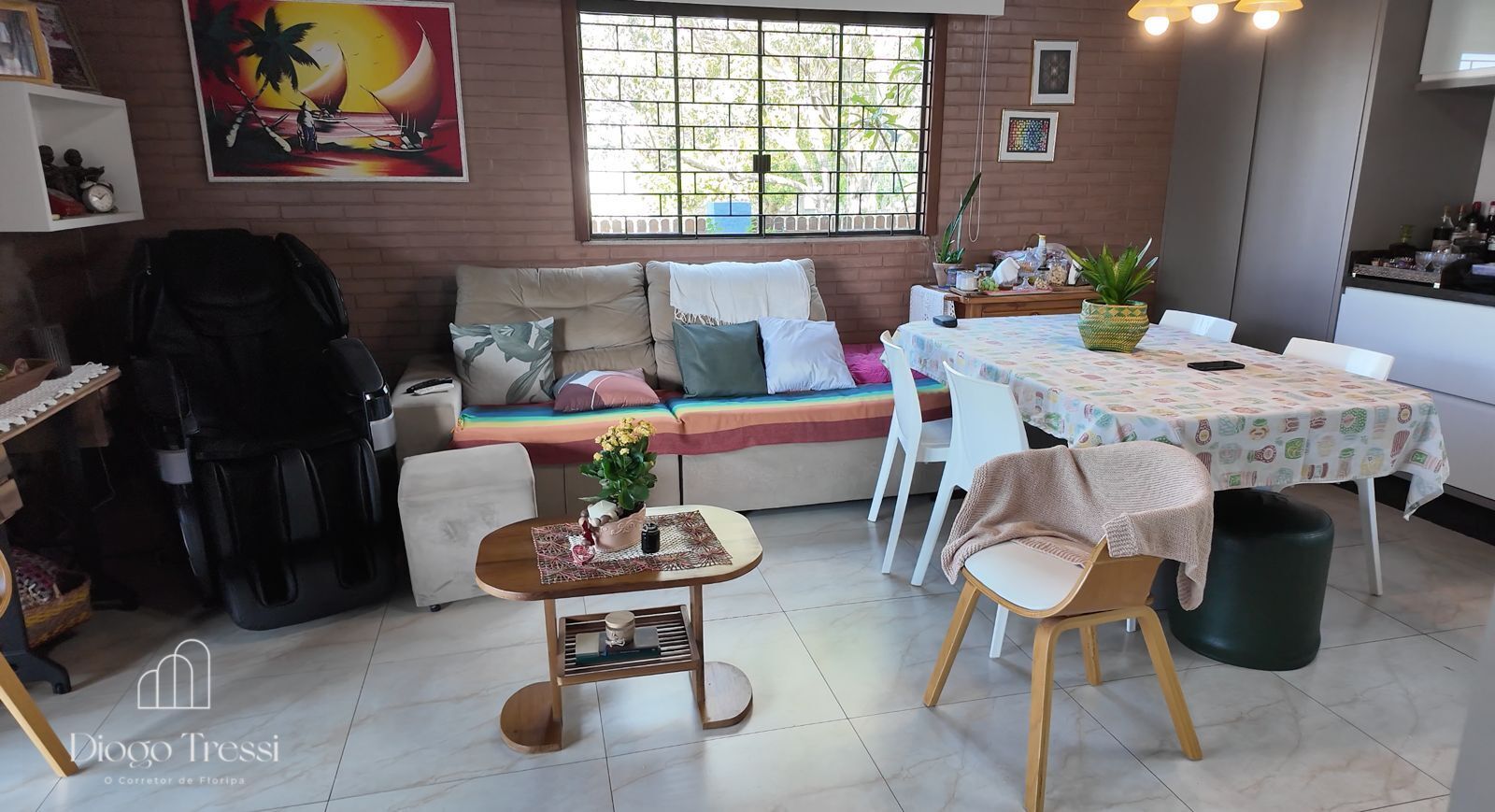 Casa de 4 quartos, 208m² no bairro São João do Rio Vermelho, em Florianópolis | Eu Corretor