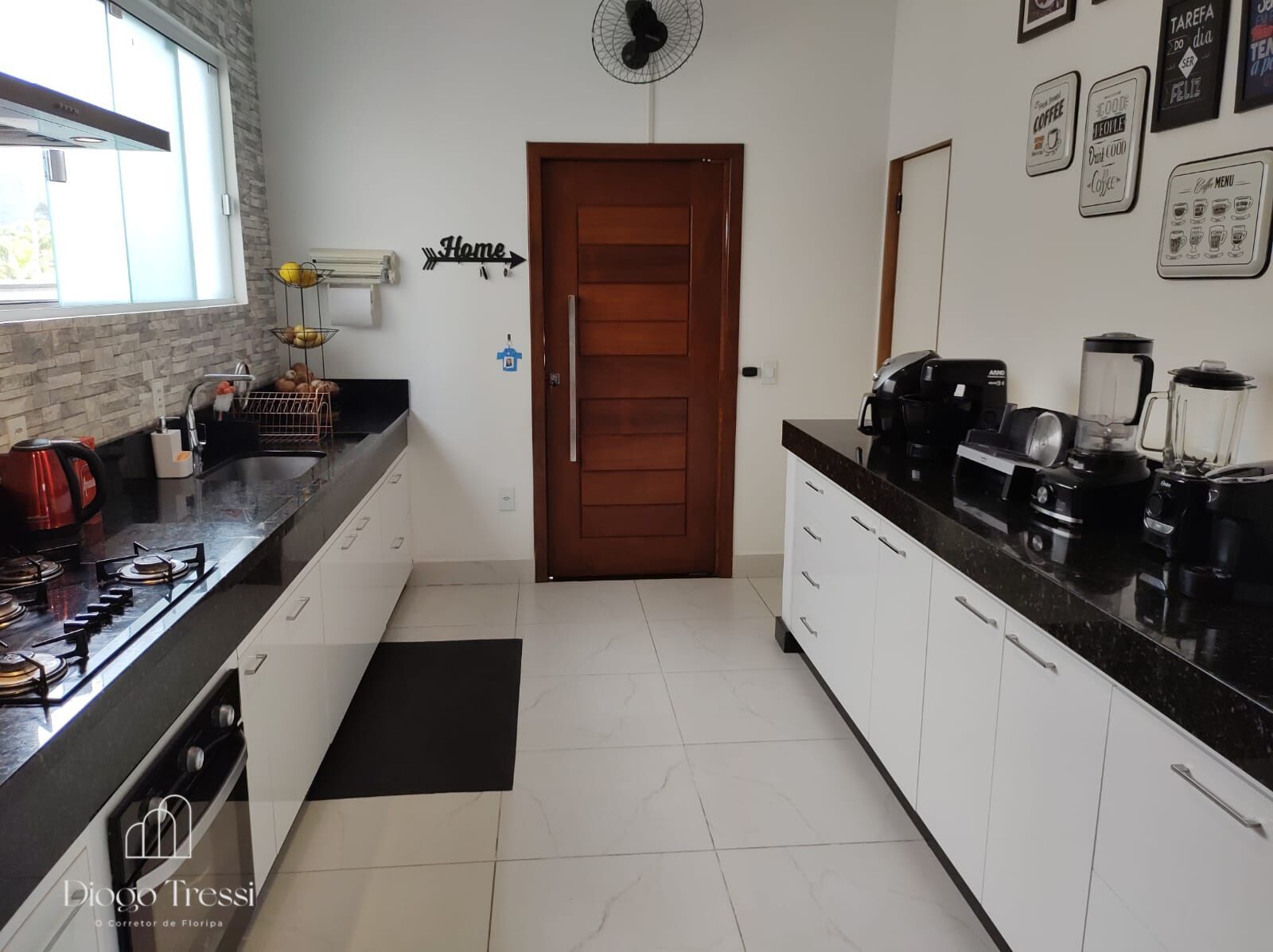 Casa de 4 quartos, 350m² no bairro Centro, em Florianópolis | Eu Corretor