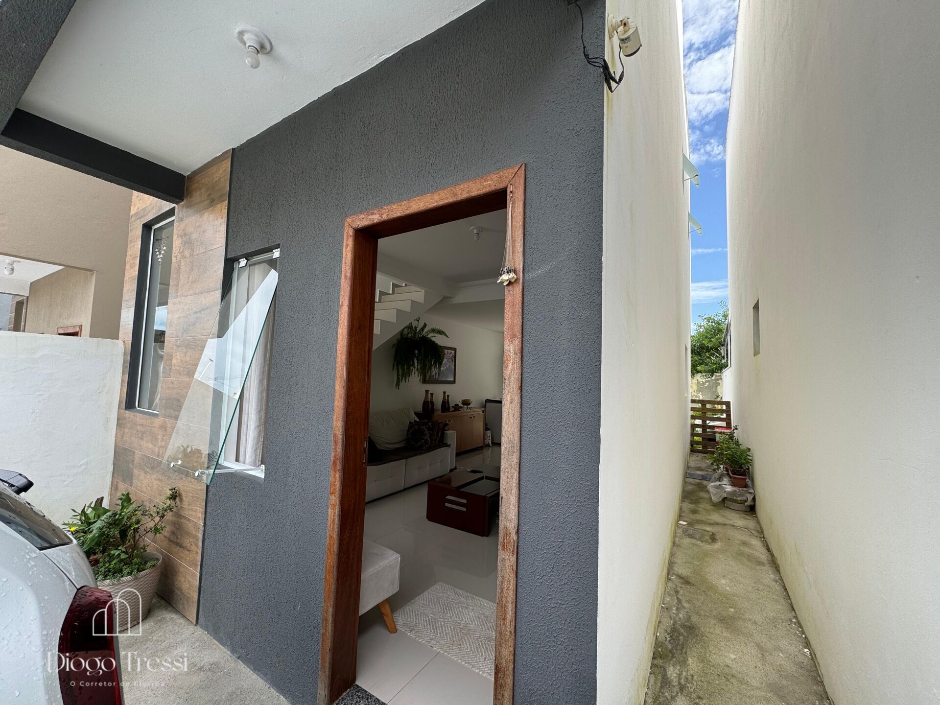 Sobrado de 2 quartos, 90m² no bairro São João do Rio Vermelho, em Florianópolis | Eu Corretor