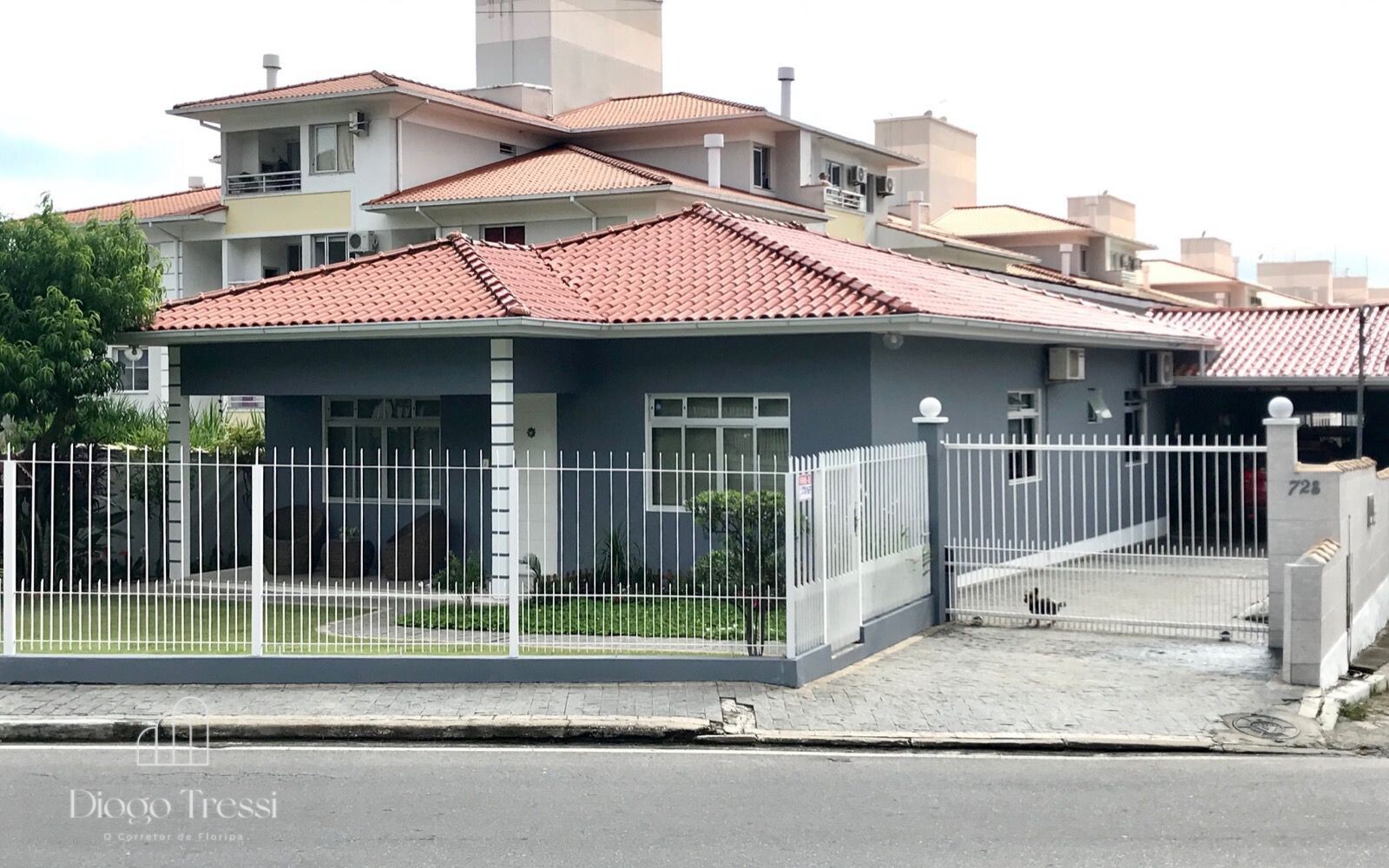 Casa de 8 quartos, 800m² no bairro Canasvieiras, em Florianópolis | Eu Corretor