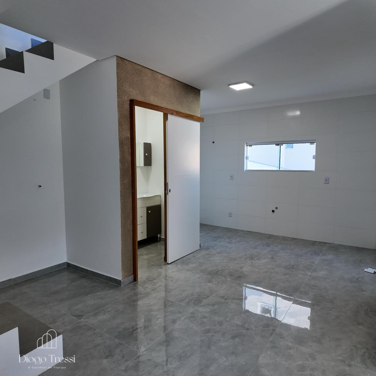 Sobrado de 2 quartos, 100m² no bairro Ingleses do Rio Vermelho, em Florianópolis | Eu Corretor