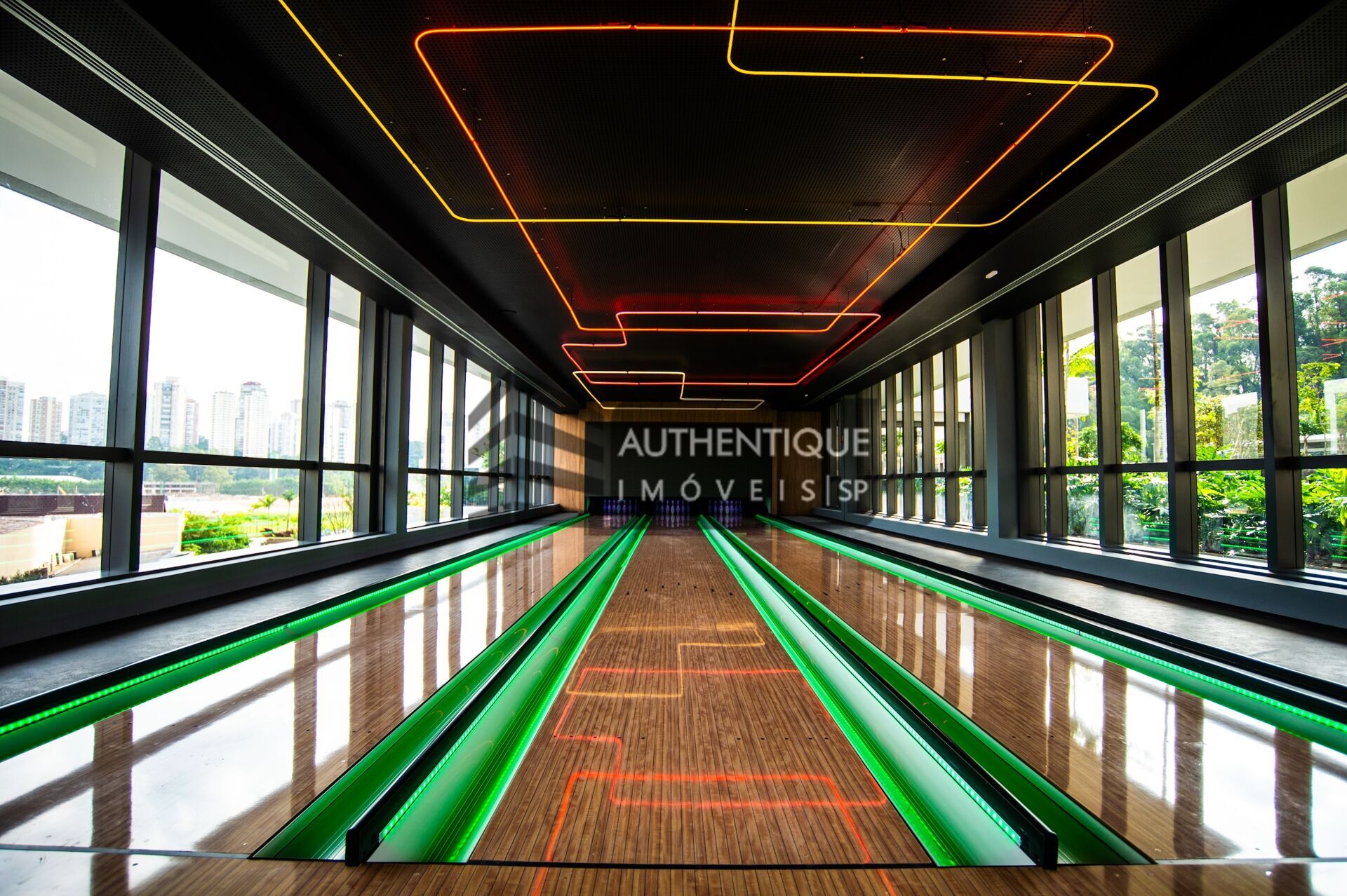 Cobertura à venda com 4 quartos, 325m² - Foto 5