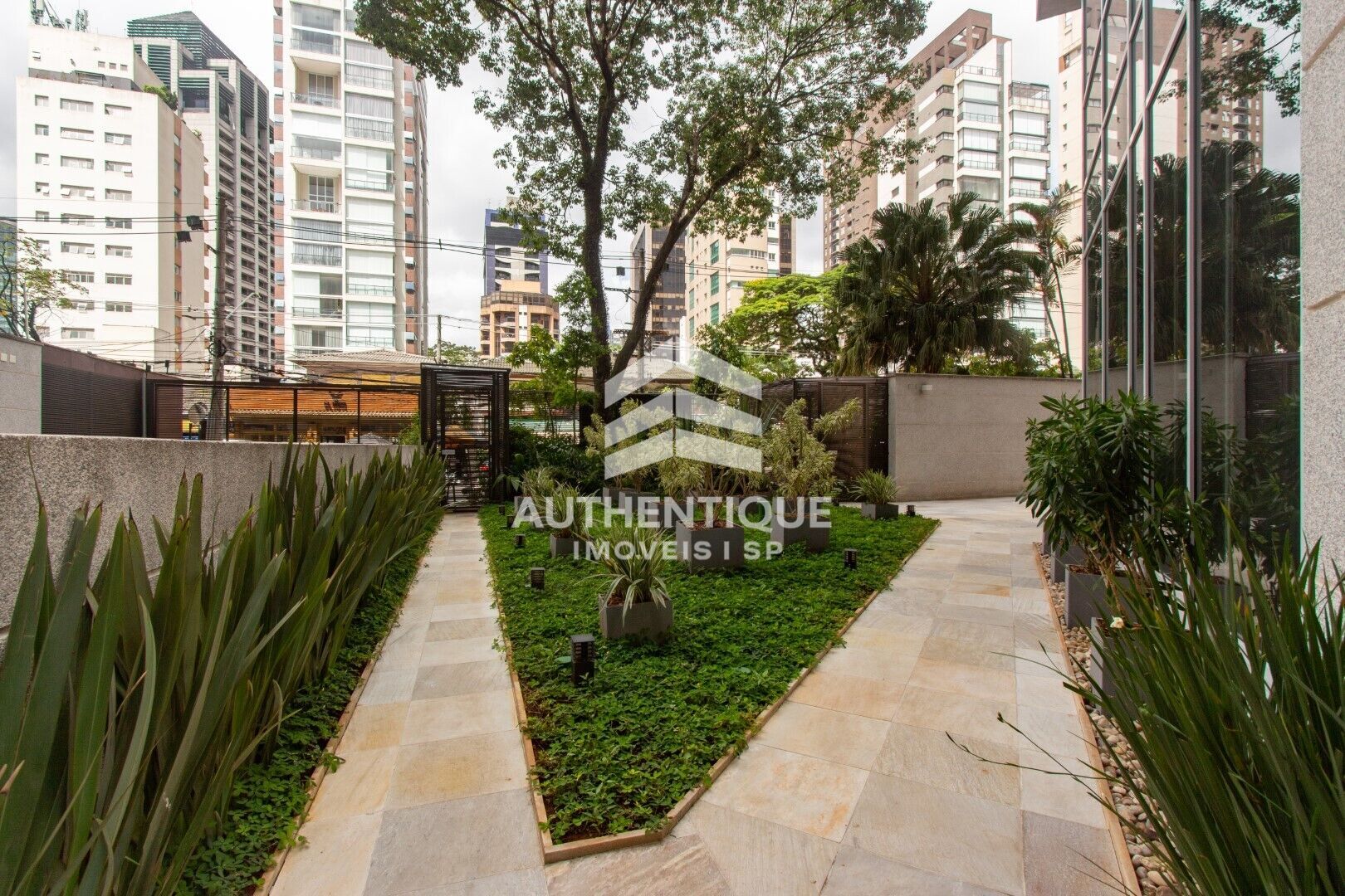 Cobertura, 3 quartos, 298 m² - Foto 51