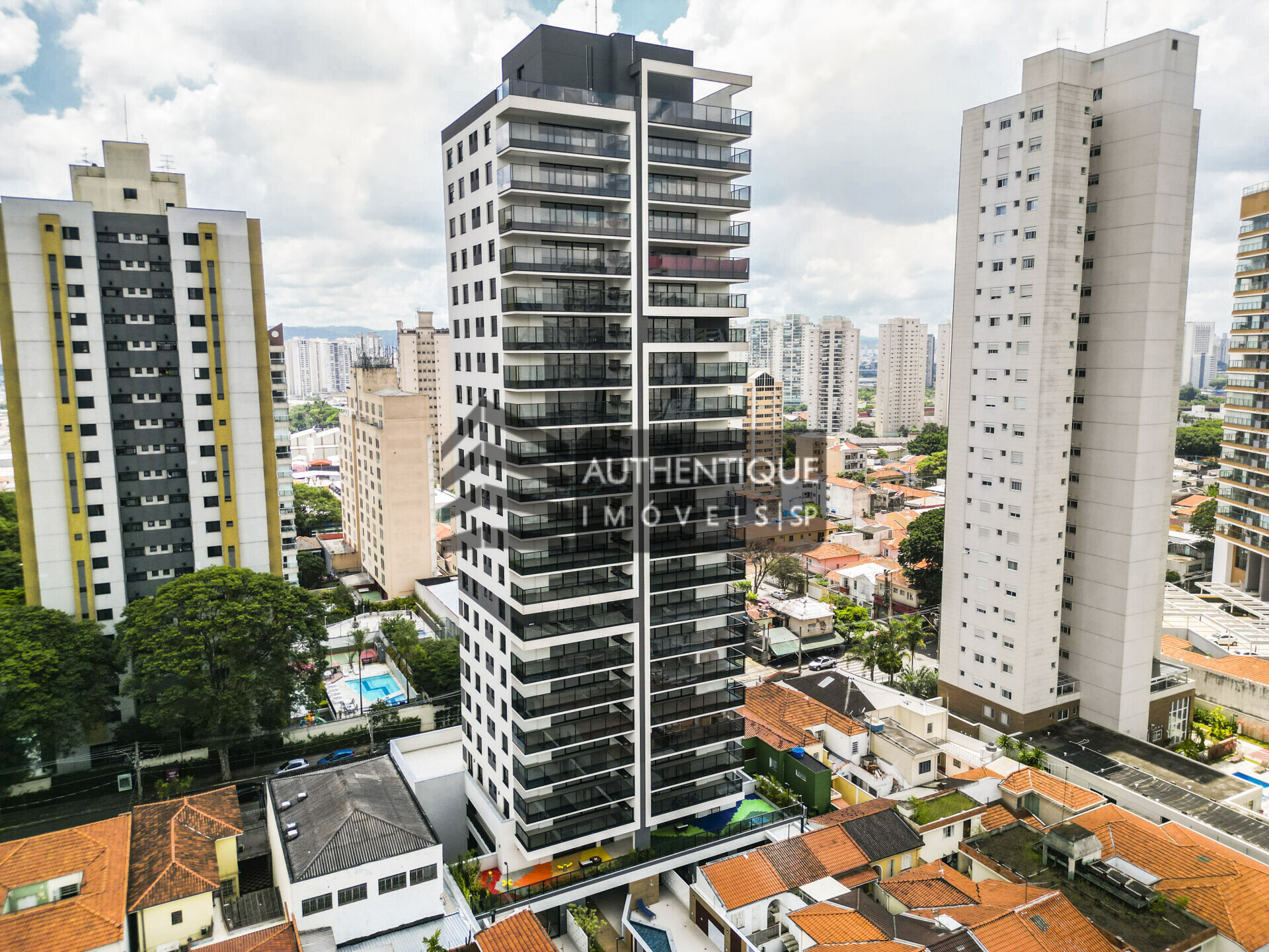 Apartamento à venda com 3 quartos, 151m² - Foto 30