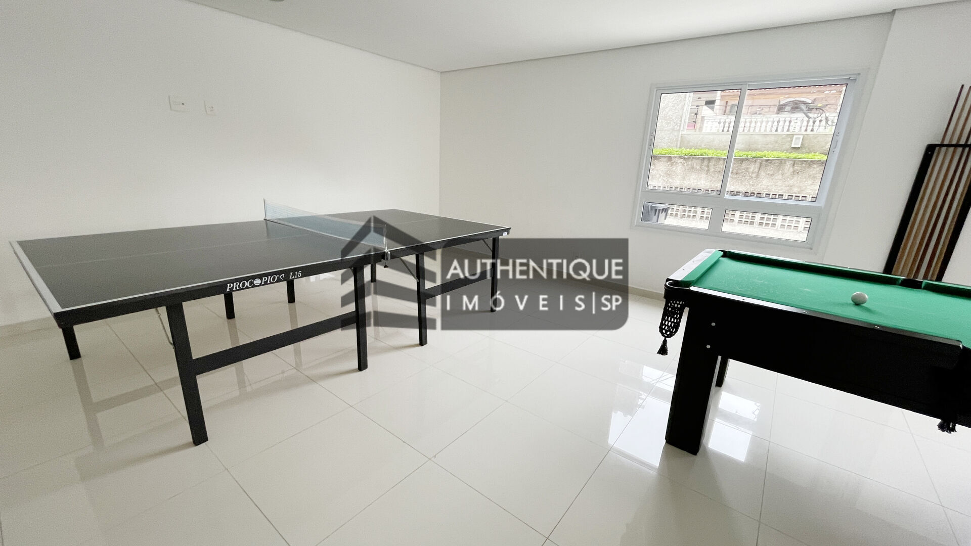 Apartamento à venda com 2 quartos, 64m² - Foto 37