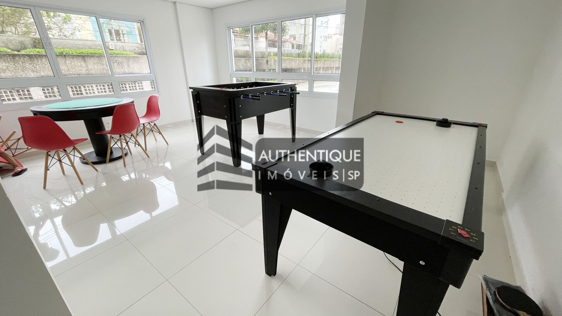 Apartamento à venda com 2 quartos, 64m² - Foto 36