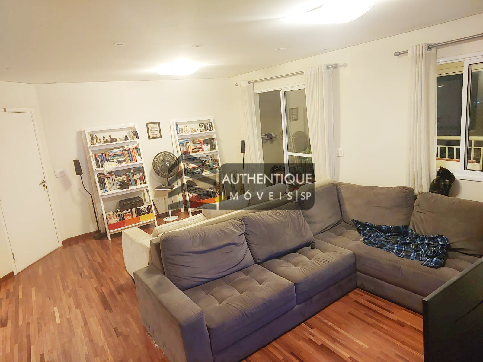 Apartamento à venda com 2 quartos, 104m² - Foto 7