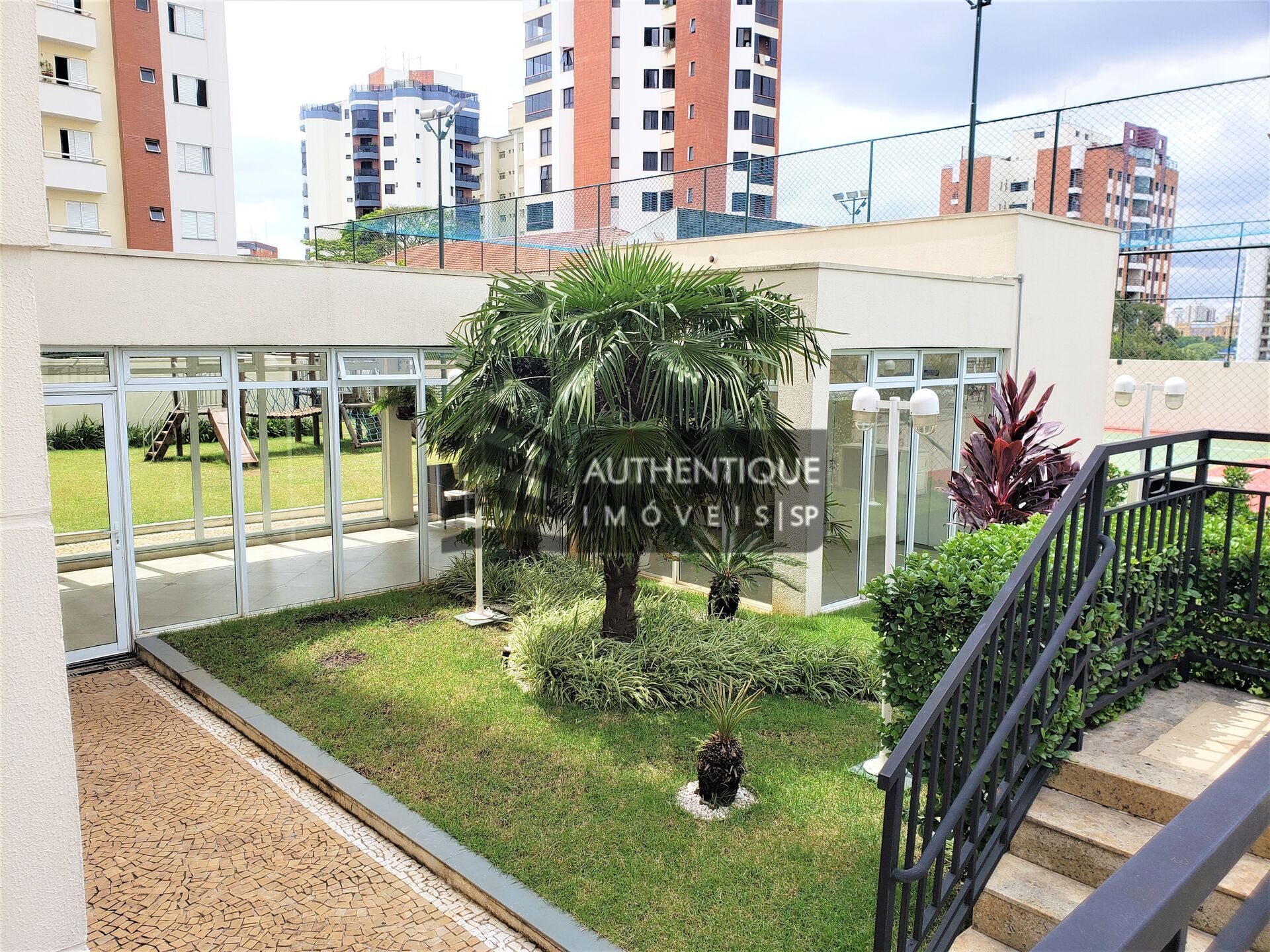 Apartamento à venda com 3 quartos, 75m² - Foto 15