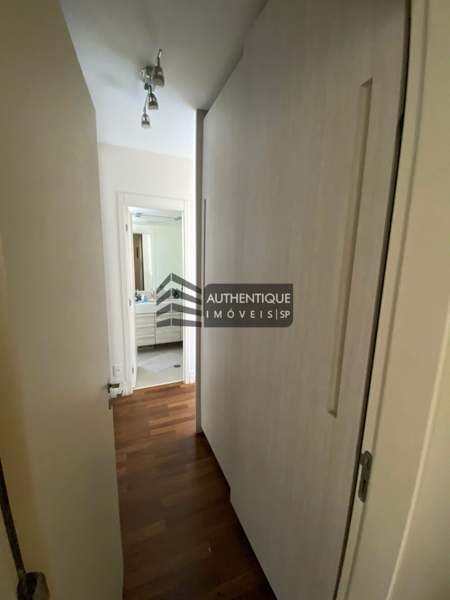 Apartamento à venda com 4 quartos, 117m² - Foto 29