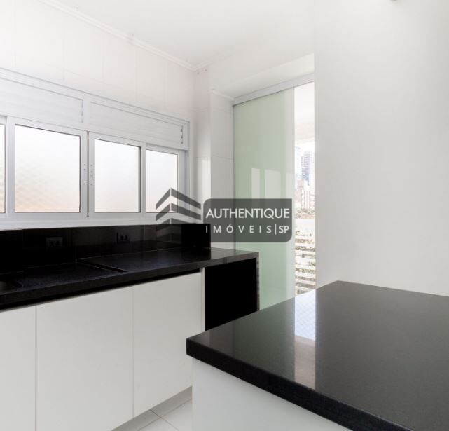 Apartamento à venda com 3 quartos, 181m² - Foto 11