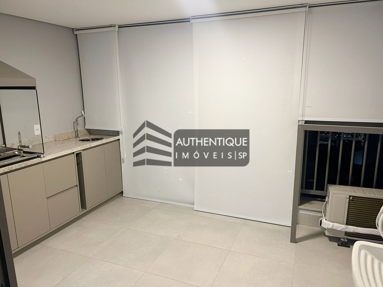 Apartamento à venda com 2 quartos, 65m² - Foto 2