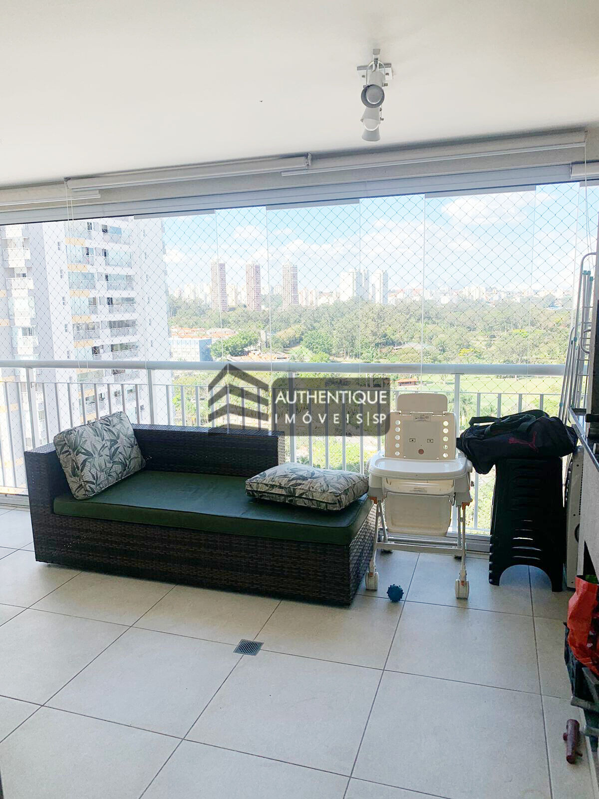 Apartamento à venda com 2 quartos, 65m² - Foto 3