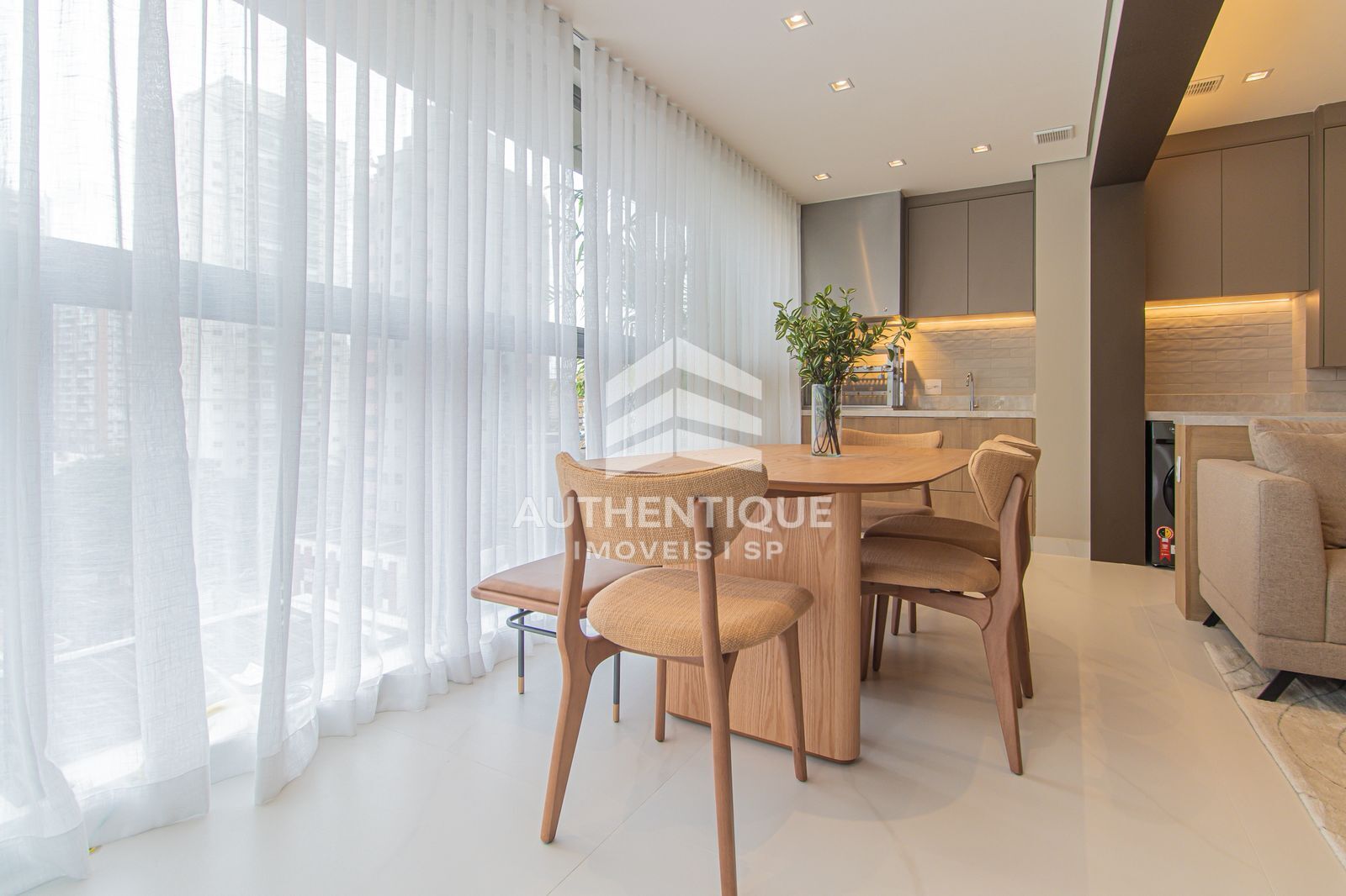 Apartamento, 2 quartos, 81 m² - Foto 2