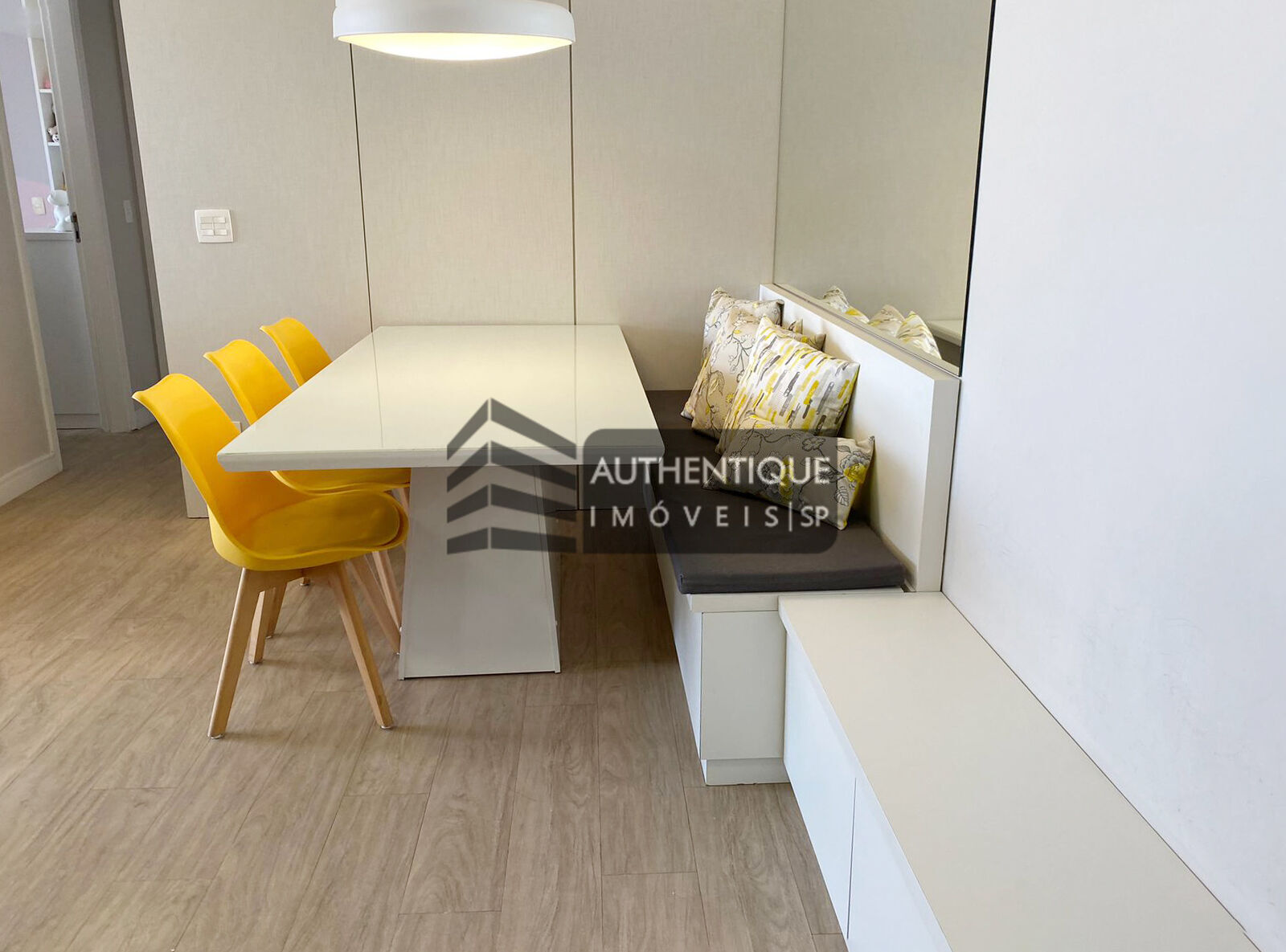 Apartamento à venda com 2 quartos, 72m² - Foto 11