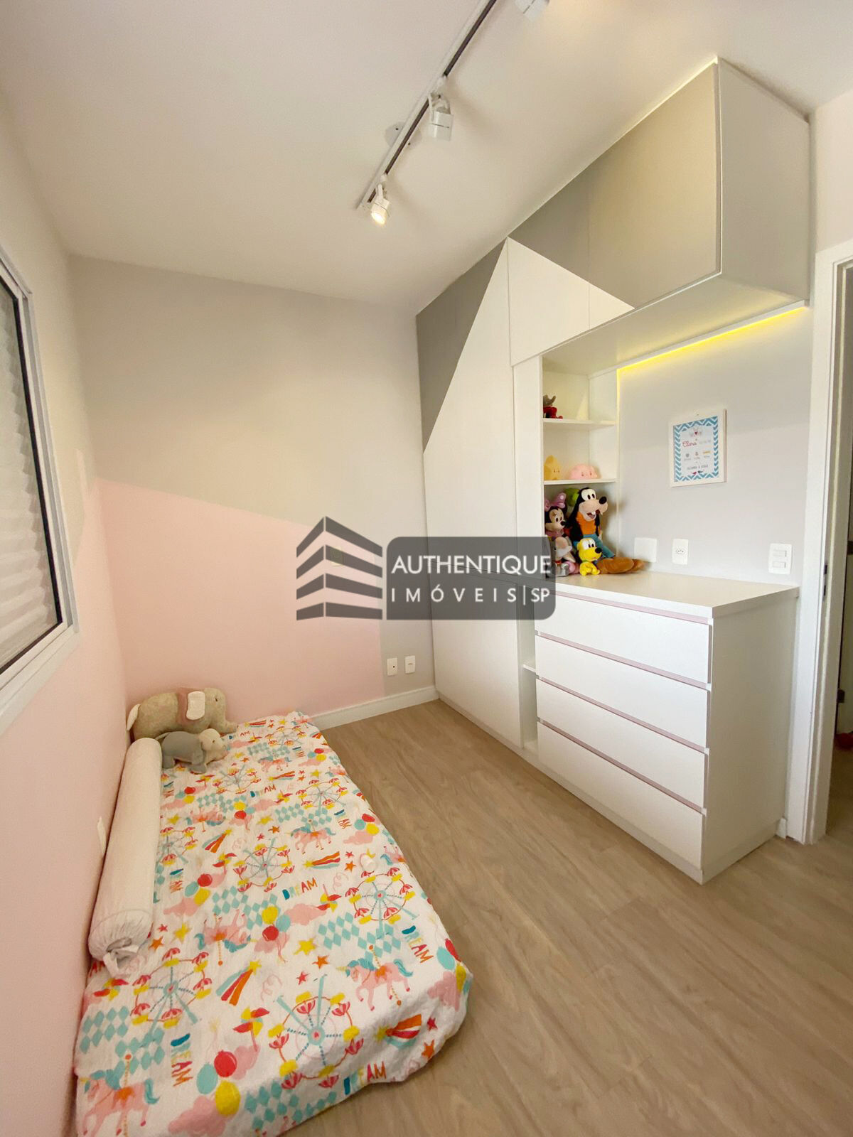 Apartamento à venda com 2 quartos, 72m² - Foto 19