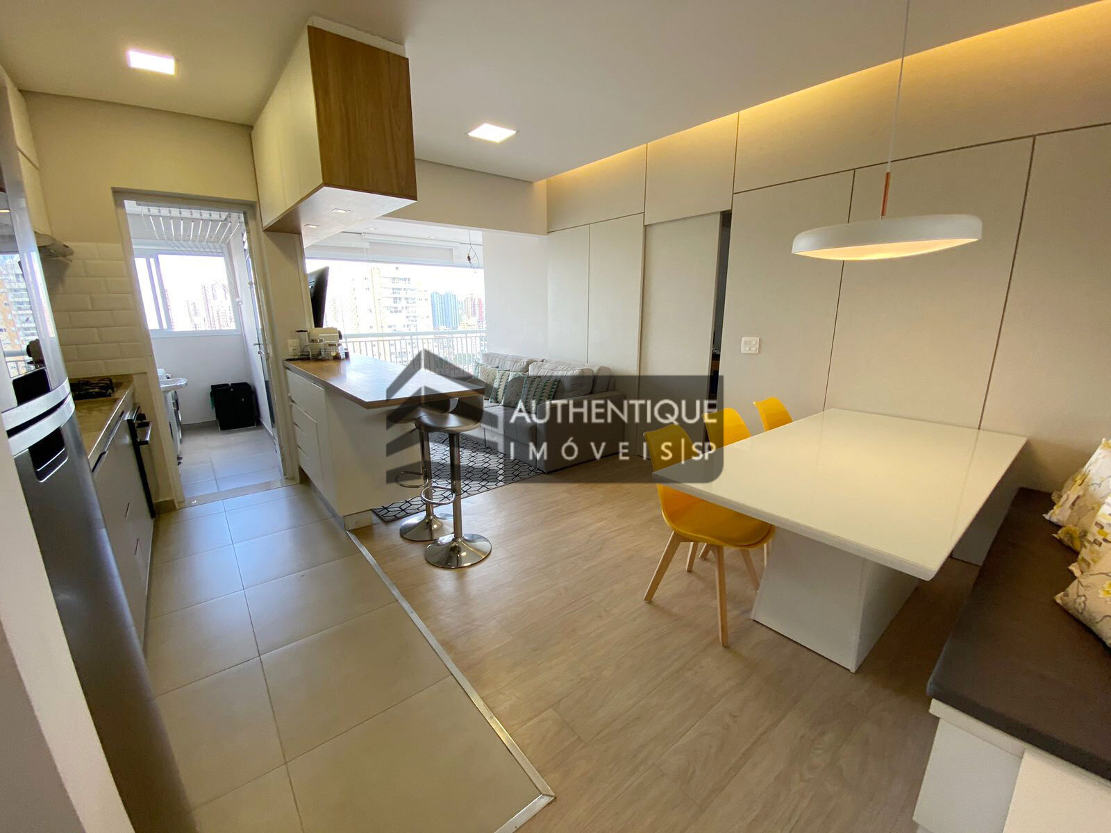 Apartamento à venda com 2 quartos, 72m² - Foto 13