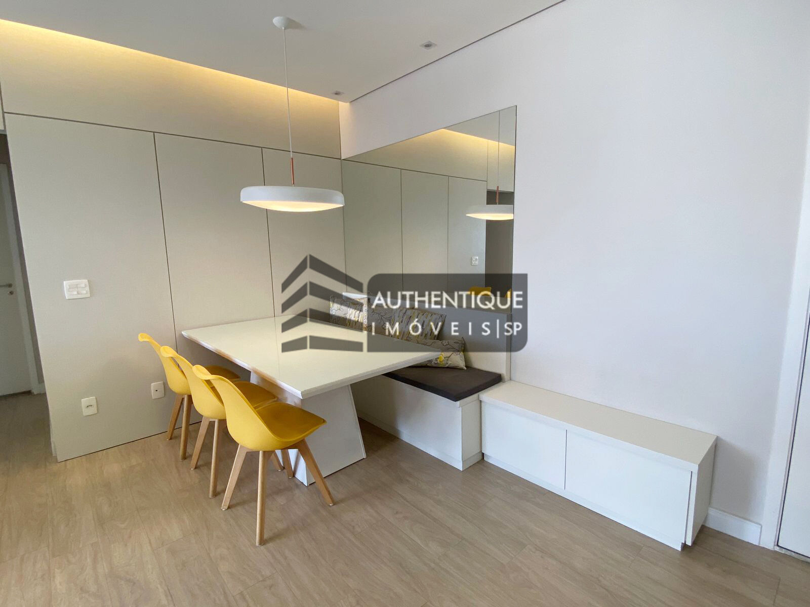 Apartamento à venda com 2 quartos, 72m² - Foto 9