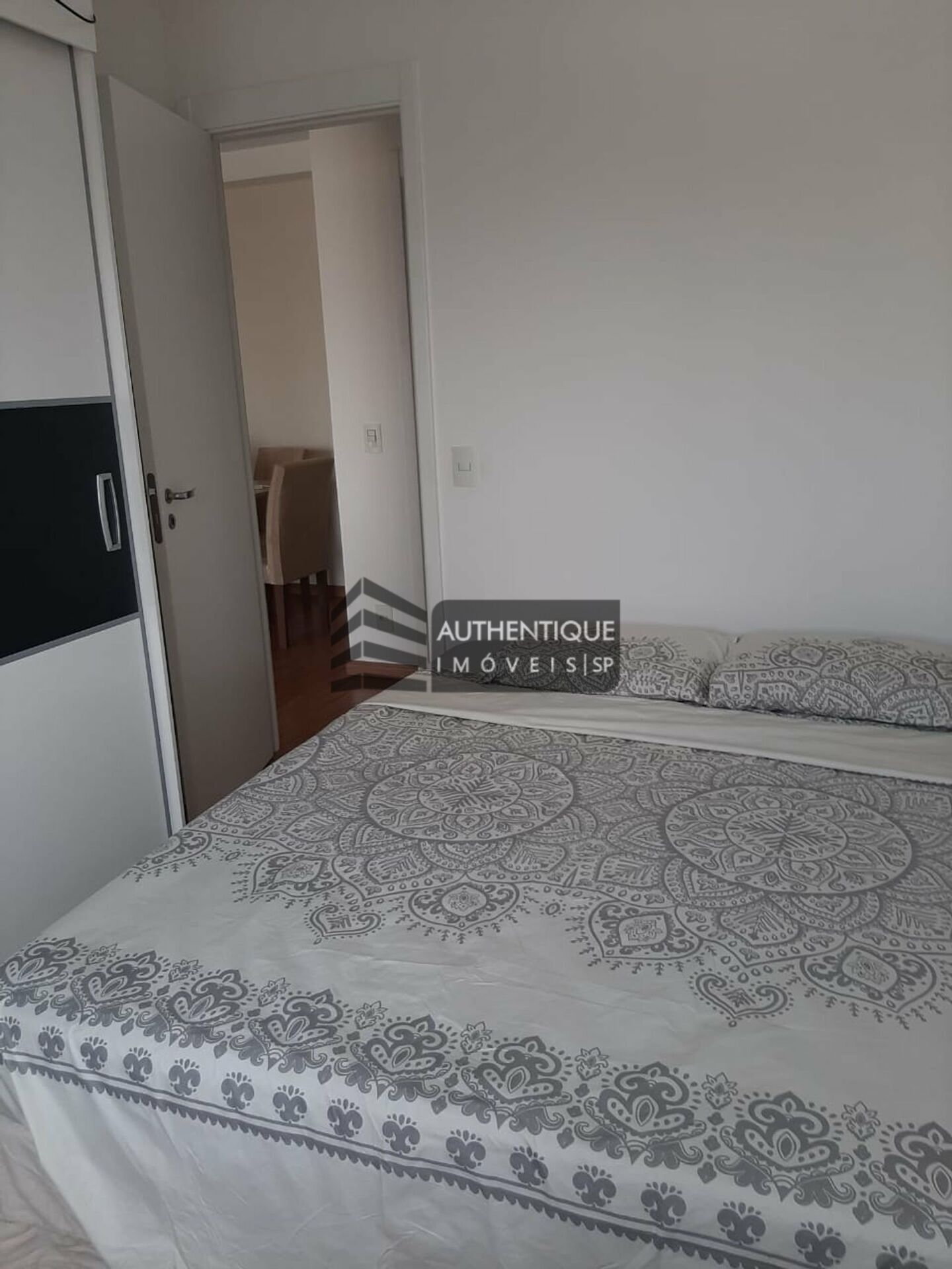 Apartamento à venda com 2 quartos, 66m² - Foto 29