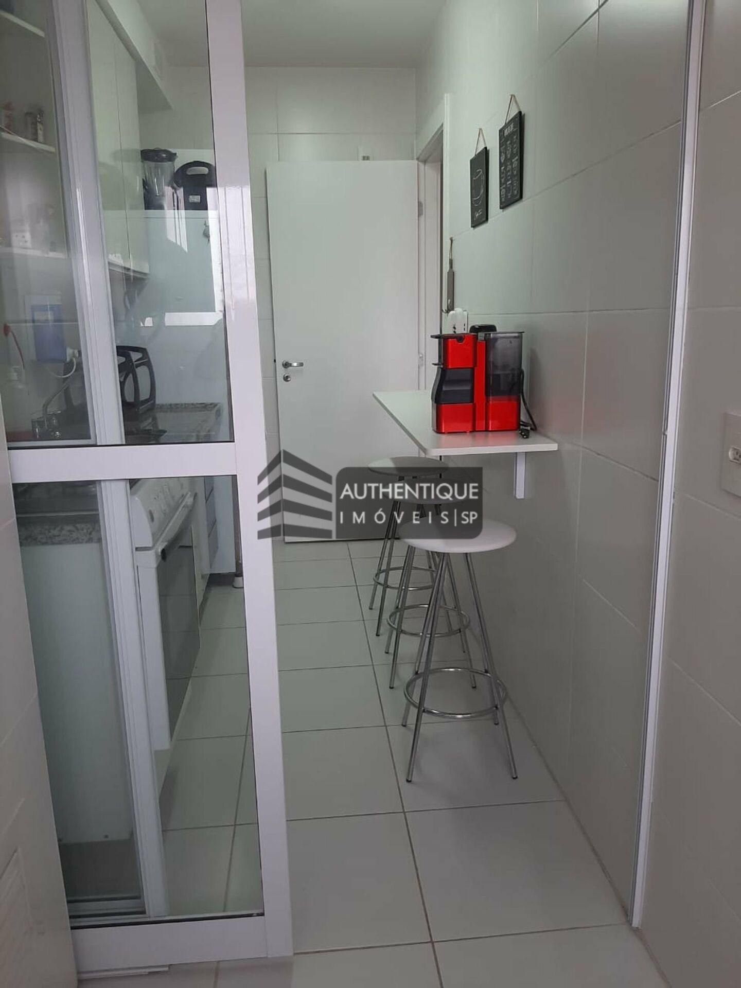 Apartamento à venda com 2 quartos, 66m² - Foto 27