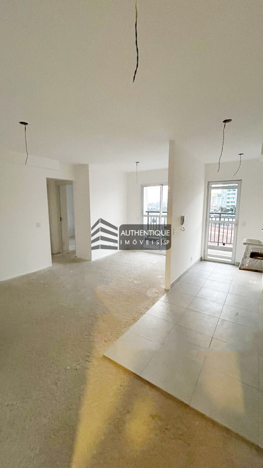 Apartamento à venda com 2 quartos, 56m² - Foto 2