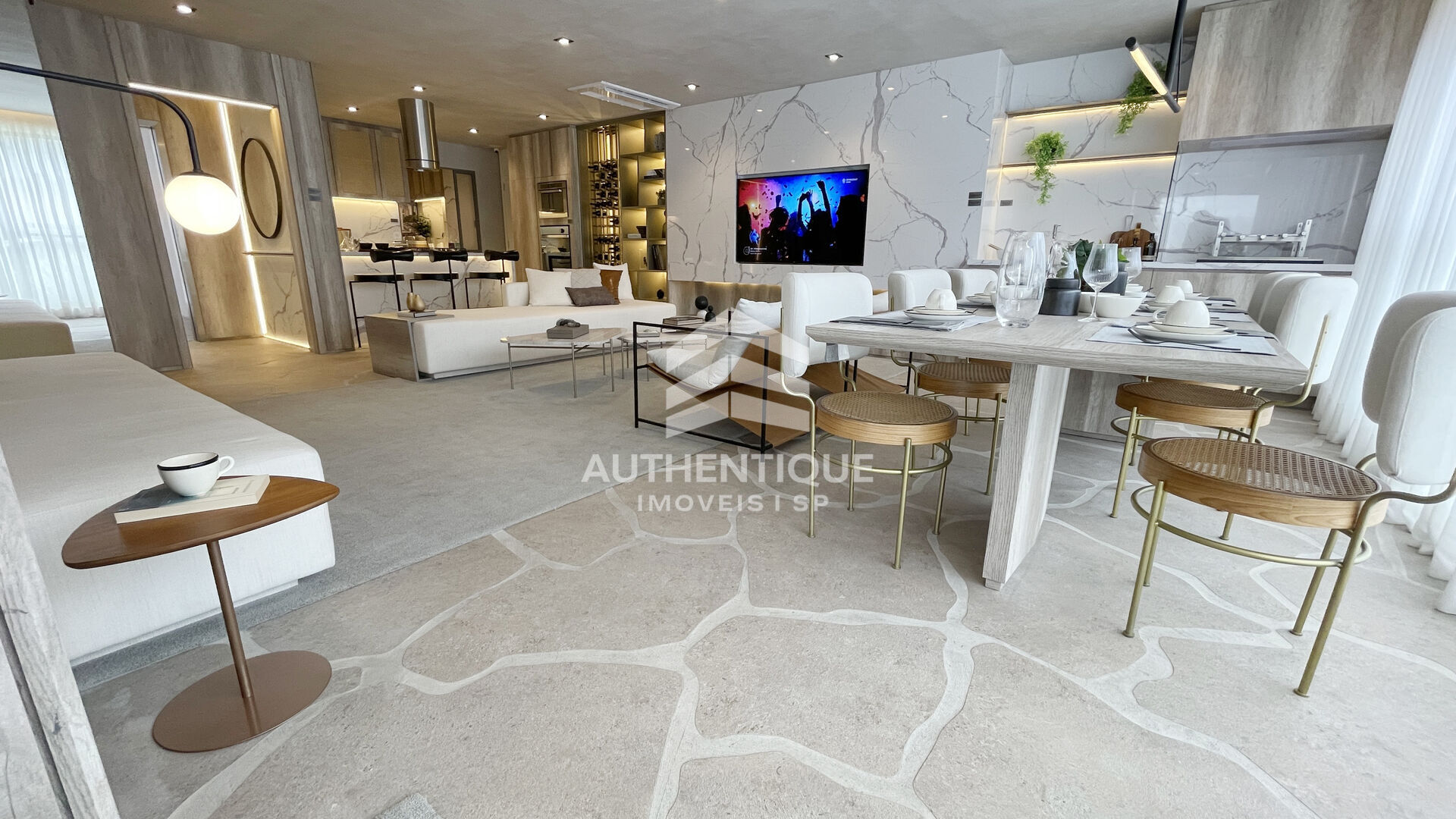 Apartamento, 3 quartos, 154 m² - Foto 2