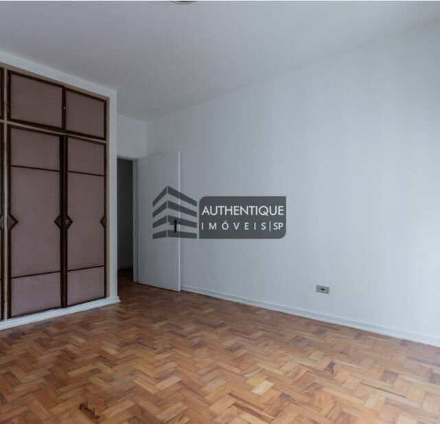 Apartamento à venda com 3 quartos, 218m² - Foto 19