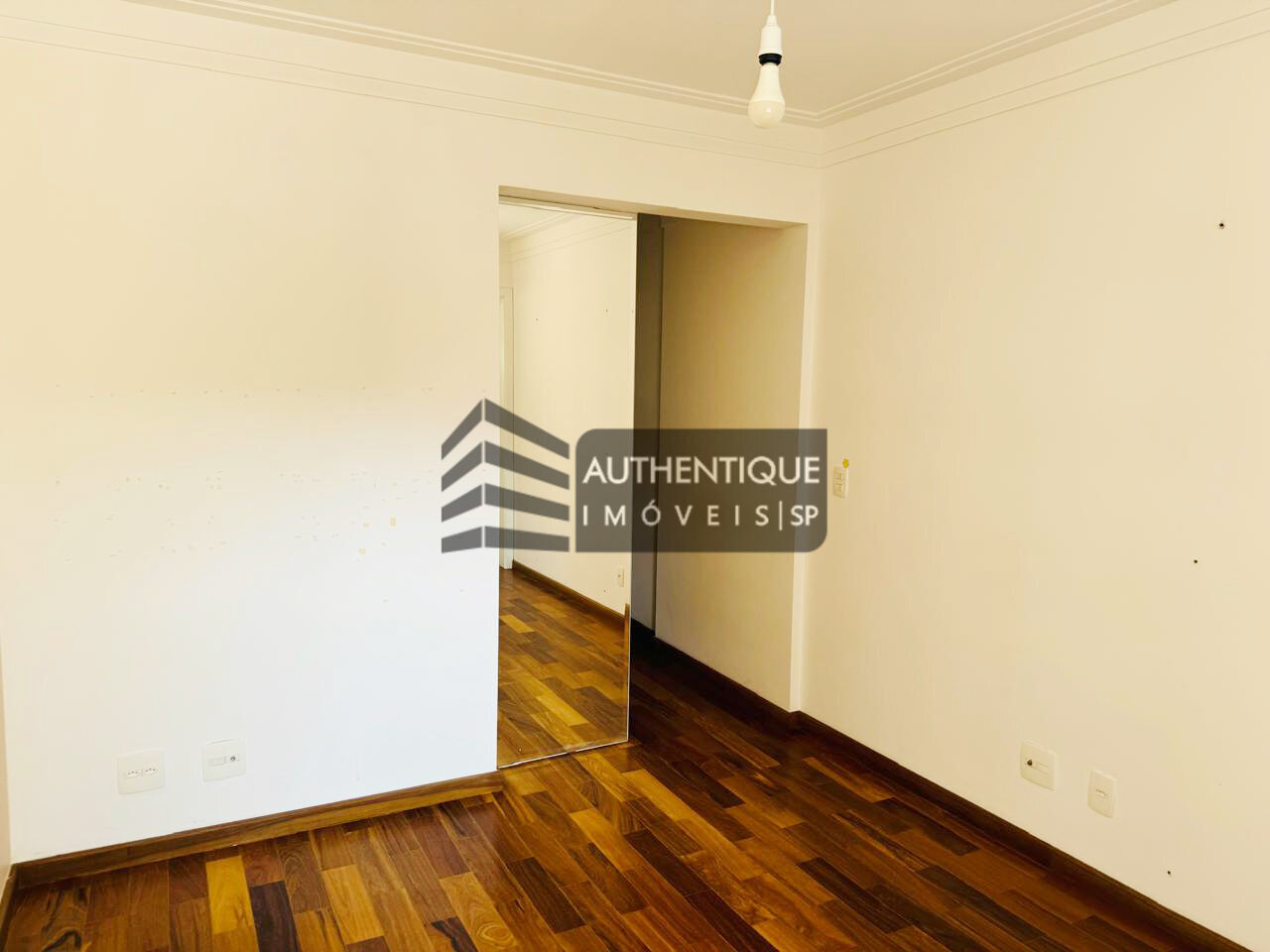 Apartamento à venda com 4 quartos, 237m² - Foto 13