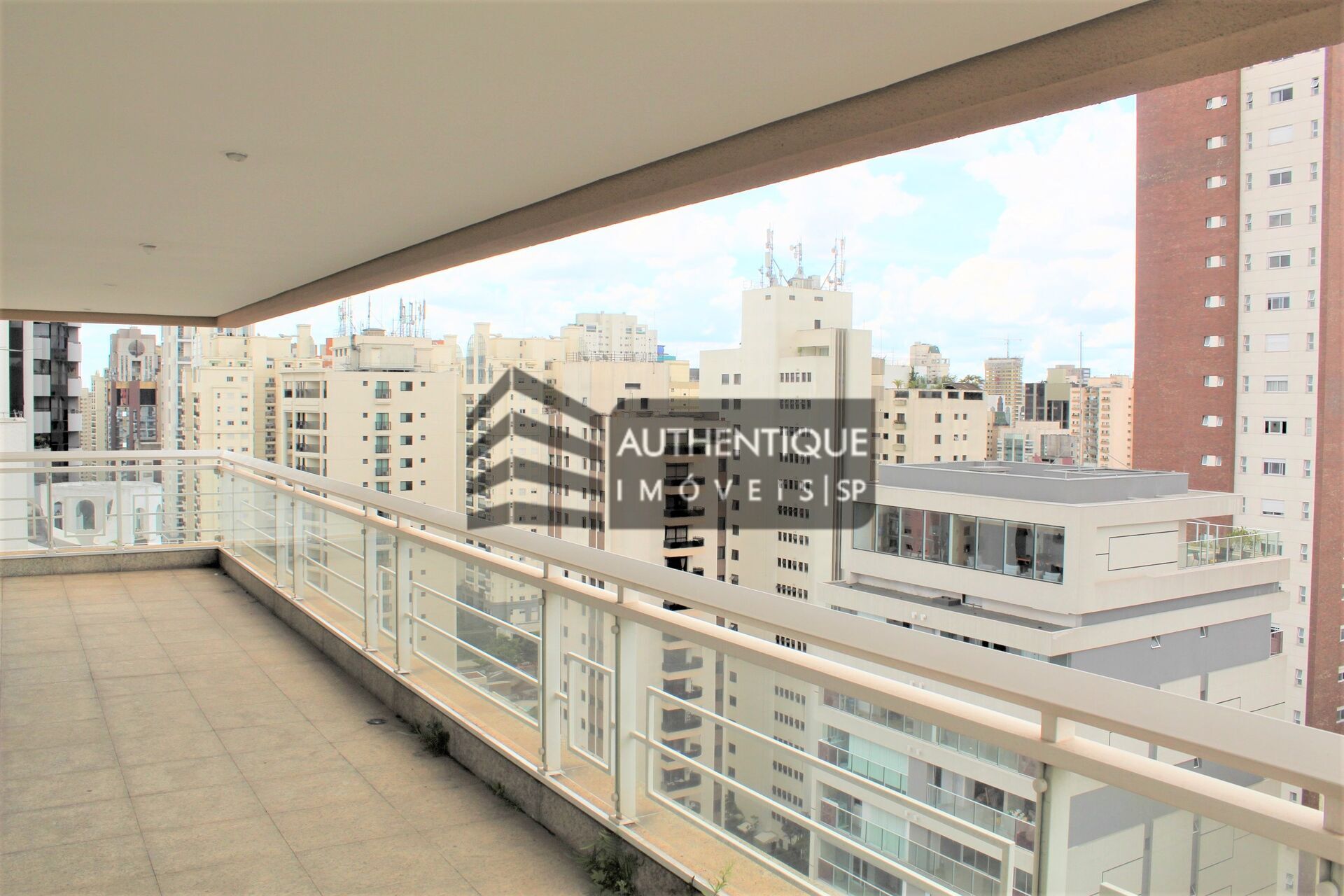 Apartamento à venda com 4 quartos, 275m² - Foto 4