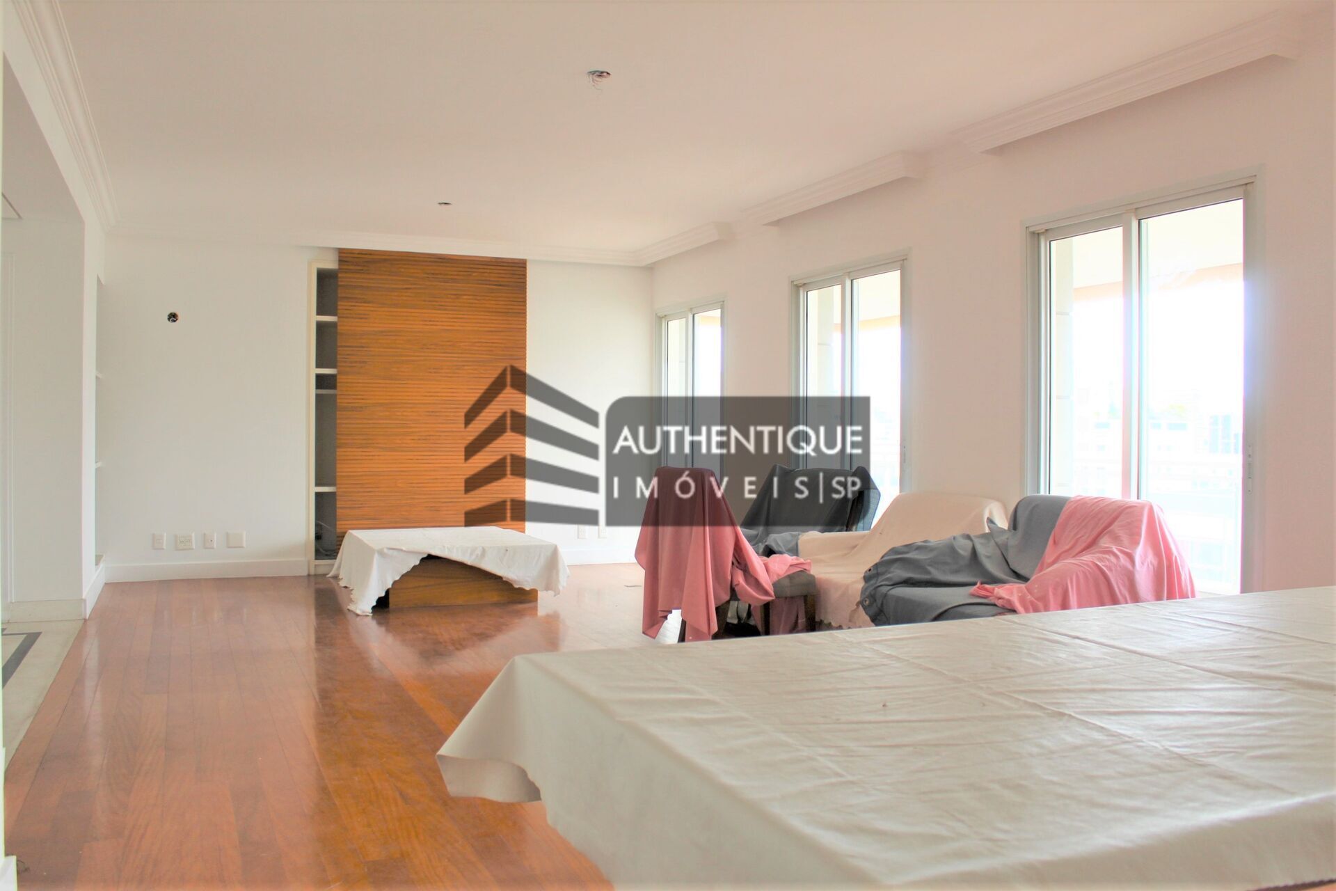 Apartamento à venda com 4 quartos, 275m² - Foto 9