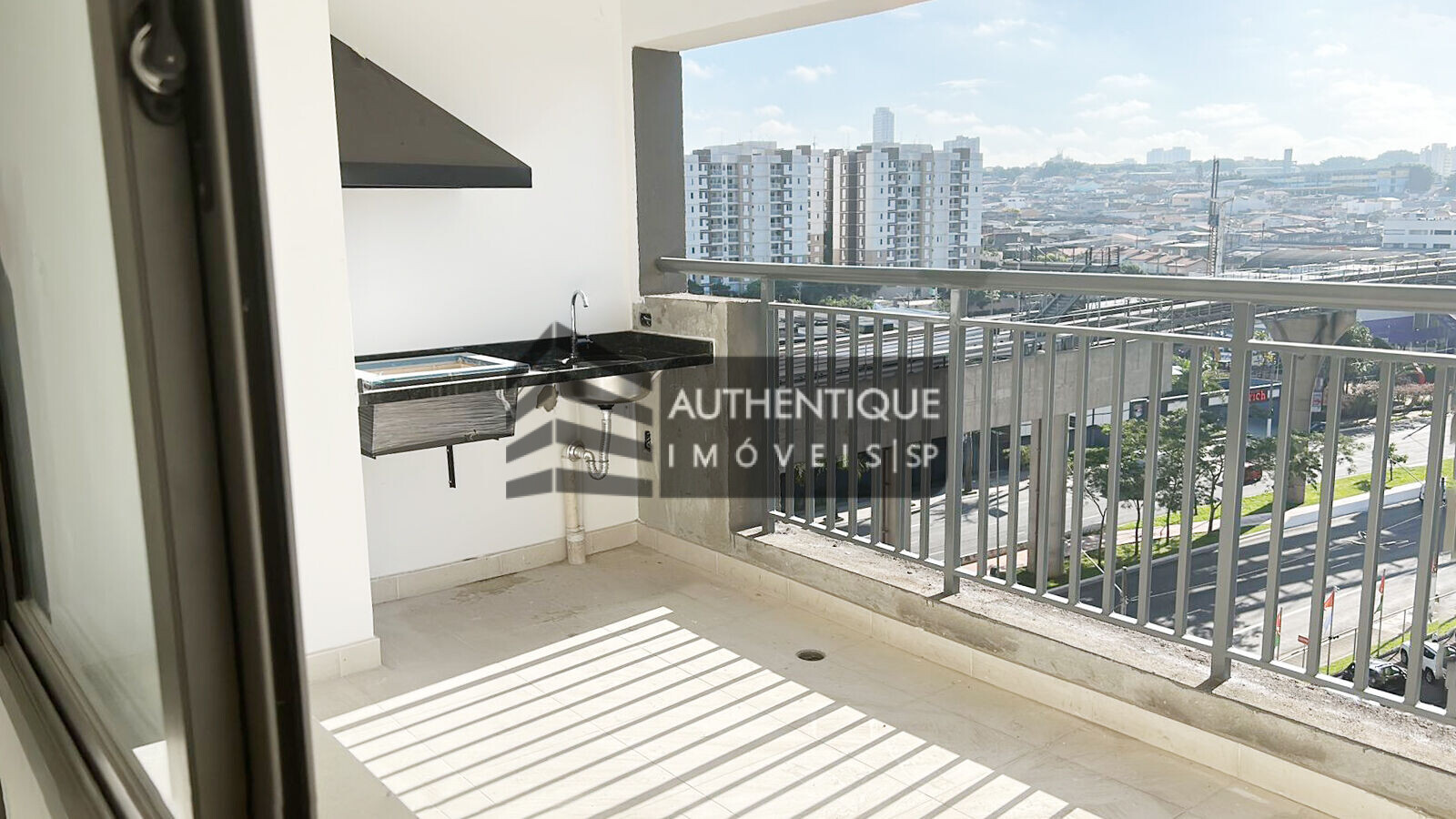 Apartamento à venda com 2 quartos, 86m² - Foto 1