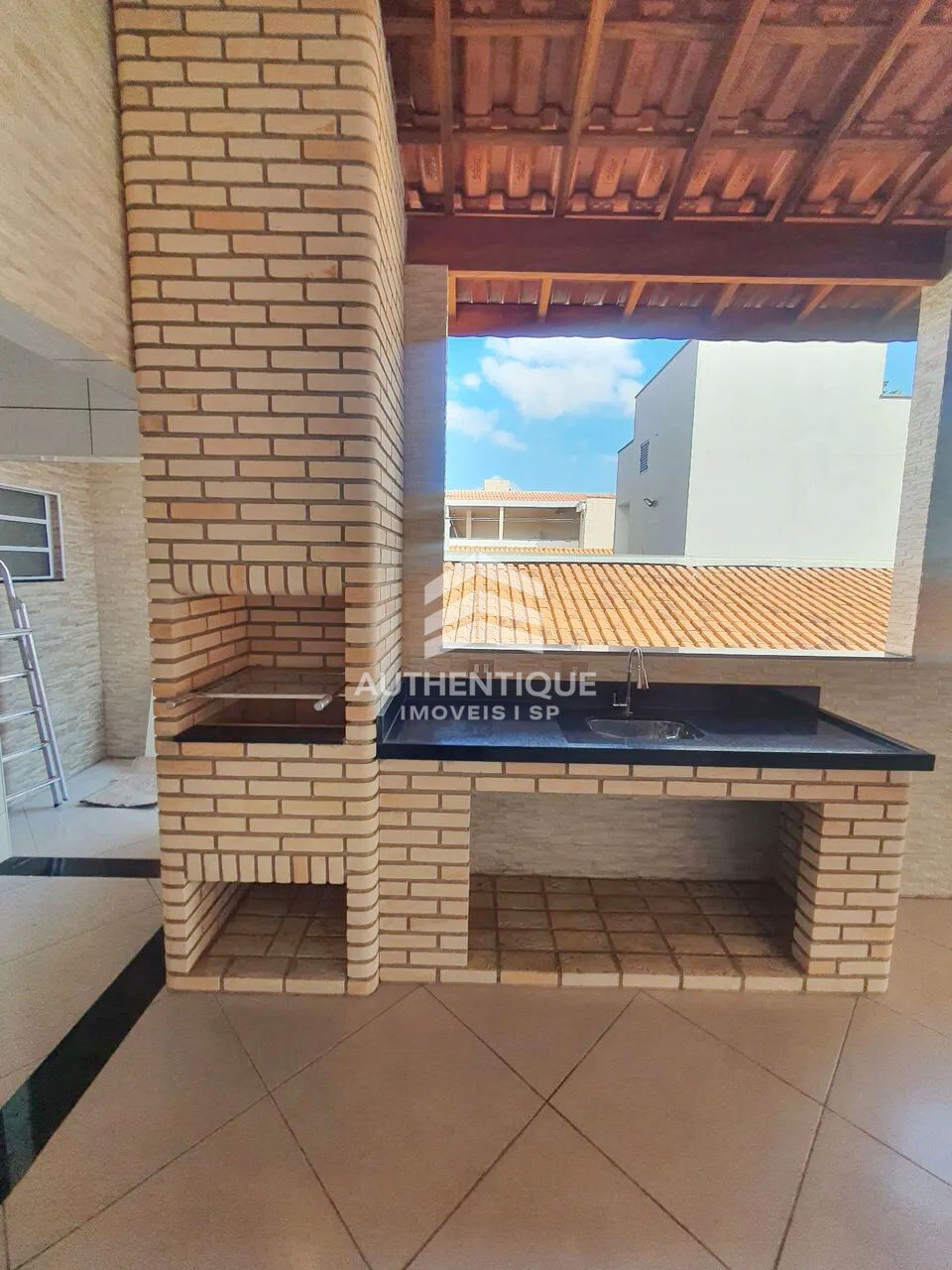 Casa, 3 quartos, 202 m² - Foto 4